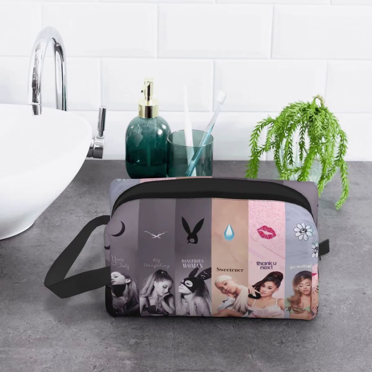 Custom Ariana Grande Pop Music Cosmetic Bag Fashion Large Capacity American Singer Makeup Case Beauty Storage Toiletry Bags