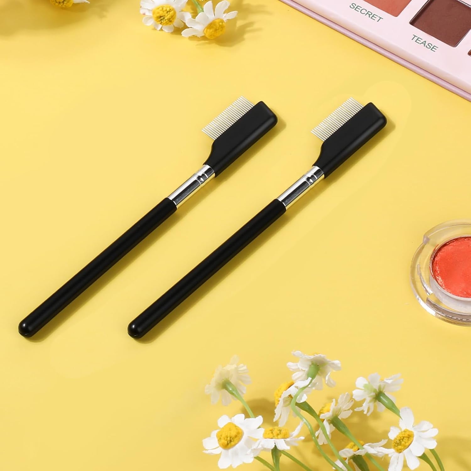 Eyebrow Brush, 2 Pack Metal Eyelash Comb Small Eyelash Brush Eyelash Separator Tool Grooming Eye Lash Separator Grooming Brushes Eyebrow Comb with Metal Teeth Eye Makeup Tool for Women (Medium Handle)